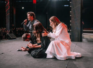 Pastor André Fernandes anuncia retorno de ministério evangelístico