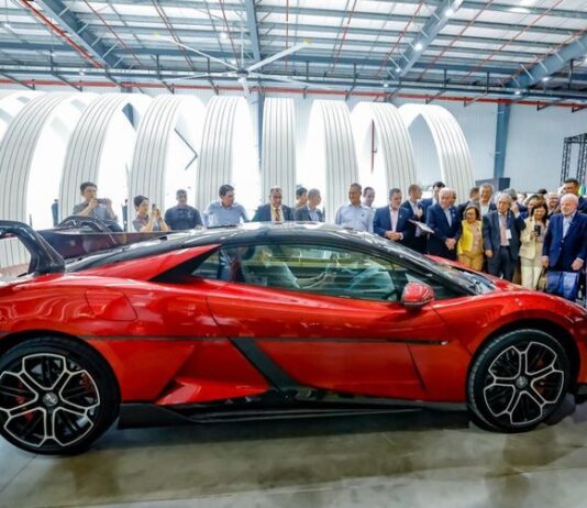 BYD inaugura fábrica de carros elétricos no interior da Bahia e mostra confiança no Brasil