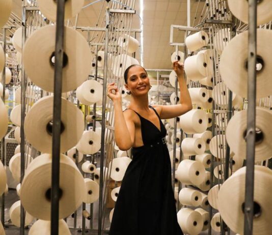 Camila Pitanga estrela série documental da Riachuelo que celebra o Brasil