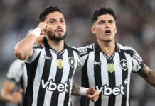 Botafogo vence clássico carioca diante do Vasco da Gama e se aproxima do G4
