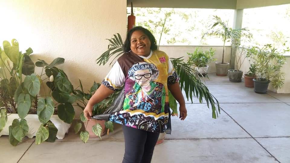Vítima de covid-19, morre a jornalista Rosenira Alves, colunista social do  Jornal Pequeno | Maranhão Hoje